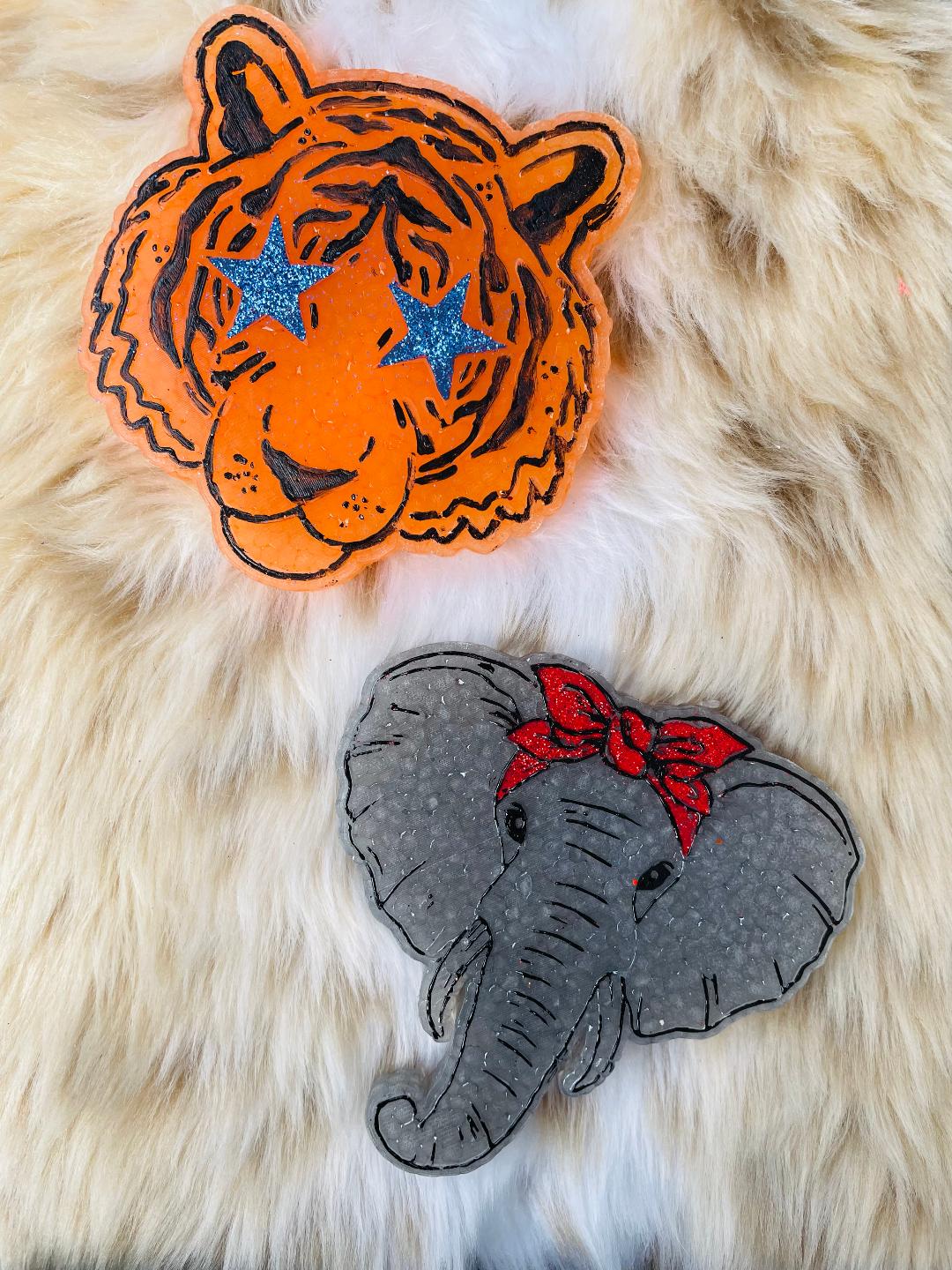 Tigers and/or Elephant